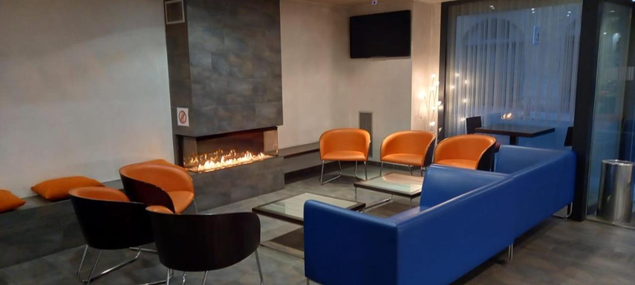 Hotel 9 Sant Antoni Ribes De Freser Extérieur photo