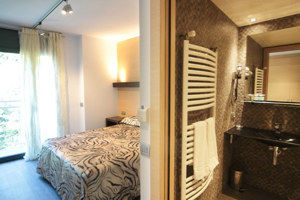 Hotel 9 Sant Antoni Ribes De Freser Chambre photo