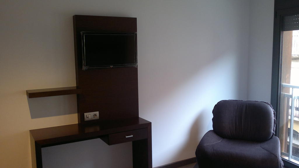 Hotel 9 Sant Antoni Ribes De Freser Chambre photo